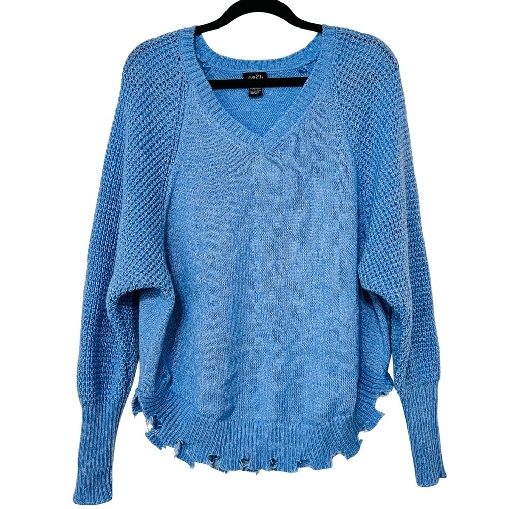Rue21 Blue Distressed Hem V-Neck Chunky Cozy Pullover Knit Sweater Sz Medium